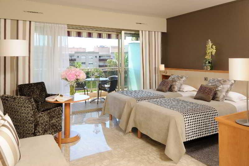 The Originals Boutique, Hotel Les Strelitzias Juan-les-Pins Bagian luar foto